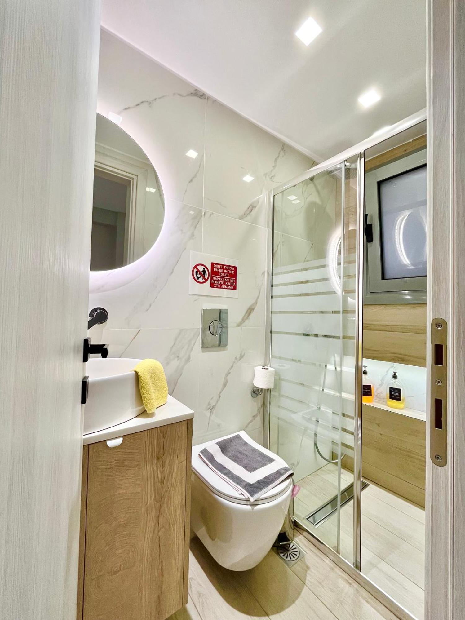 Blueline Apartment 2 Loutraki  Exterior photo