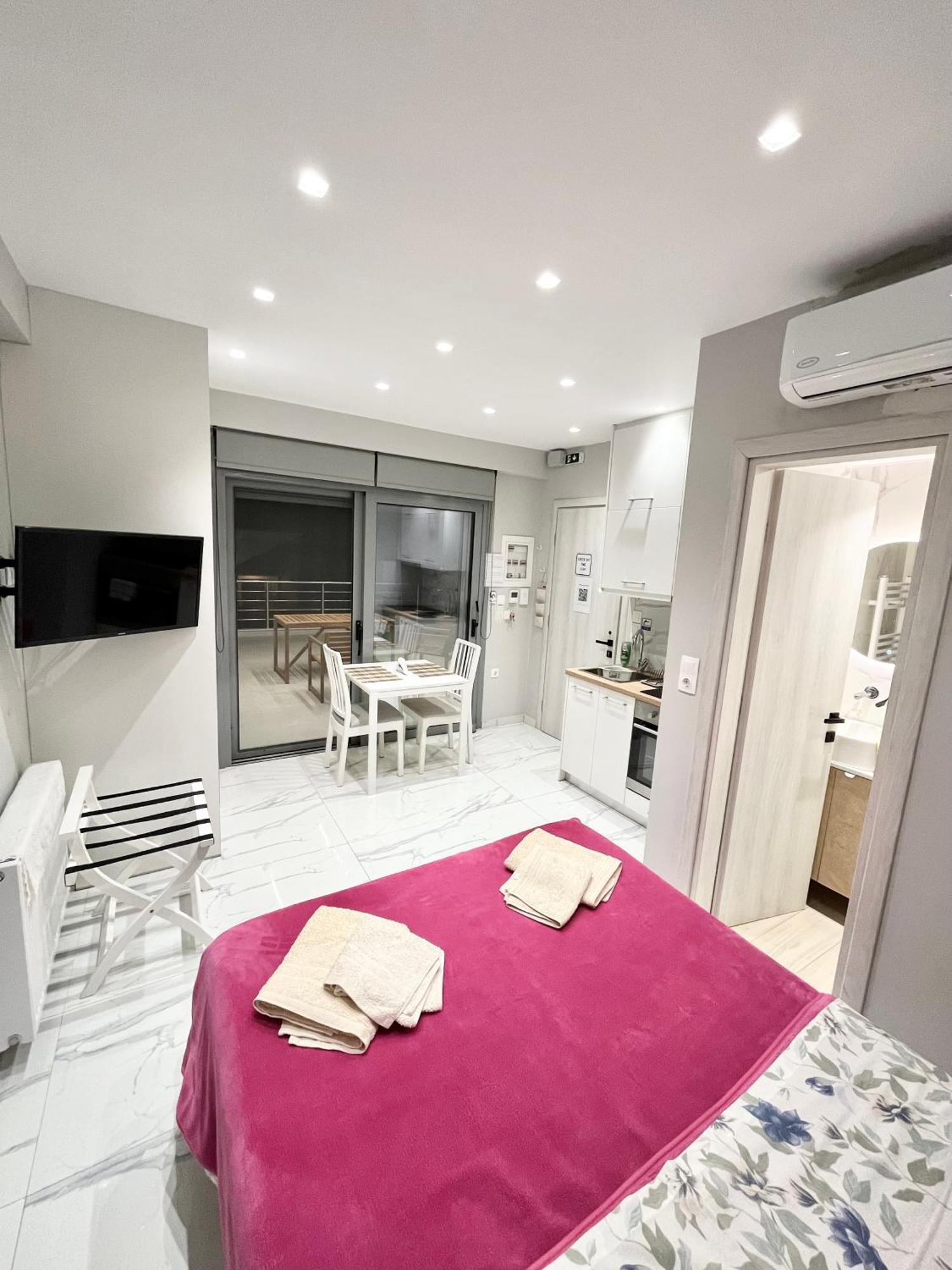 Blueline Apartment 2 Loutraki  Exterior photo
