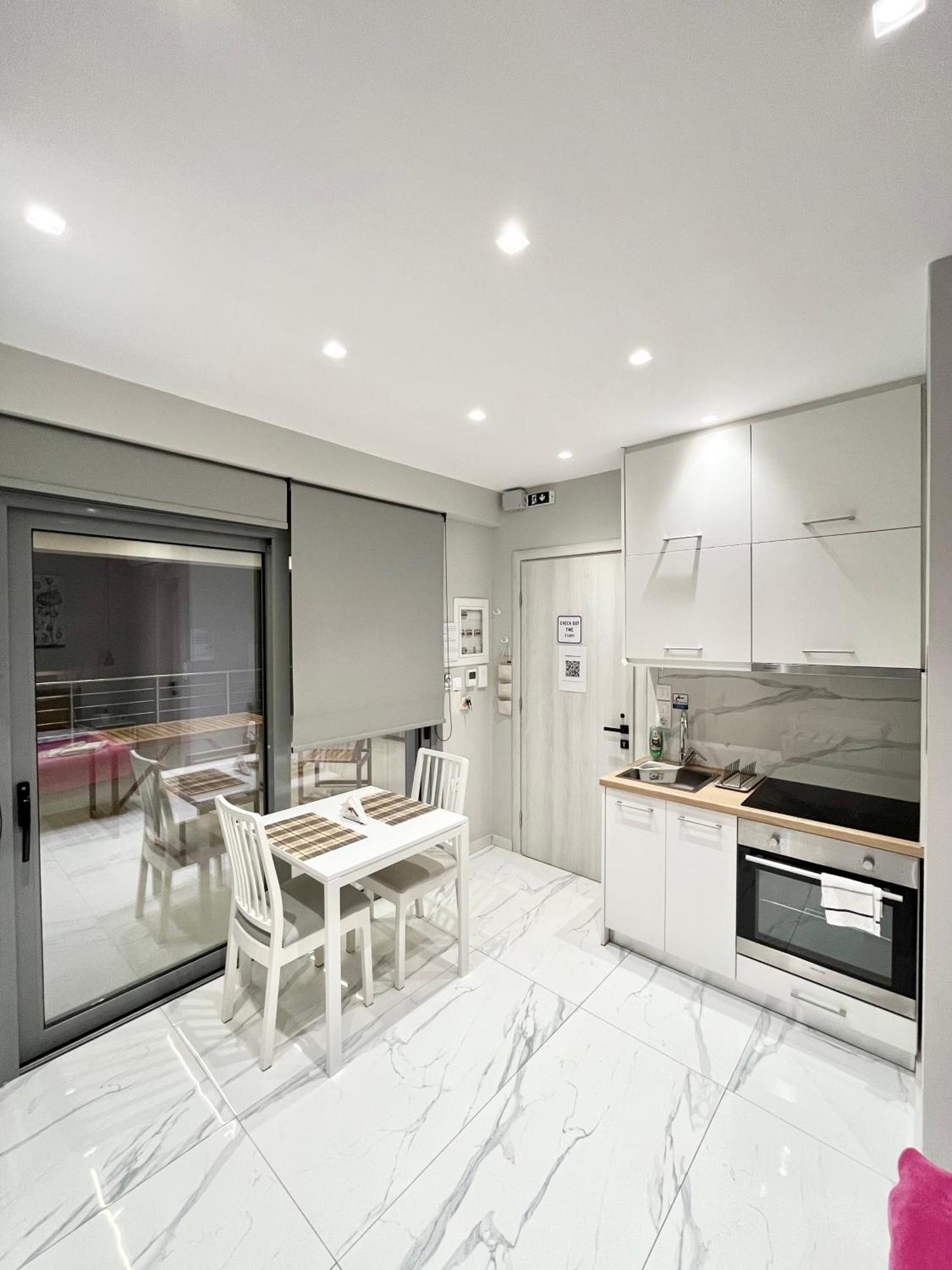 Blueline Apartment 2 Loutraki  Exterior photo